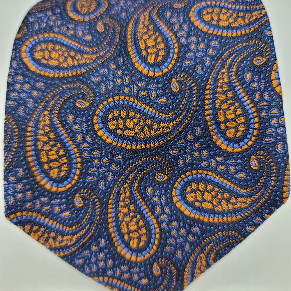 Paul Fredrick Paisley 100% Silk Long Men's tie - Picture 4 of 7